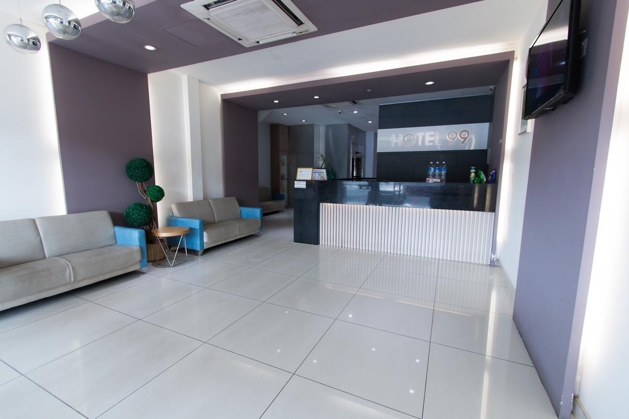 Hotel 99 Pusat Bandar Puchong Exterior foto