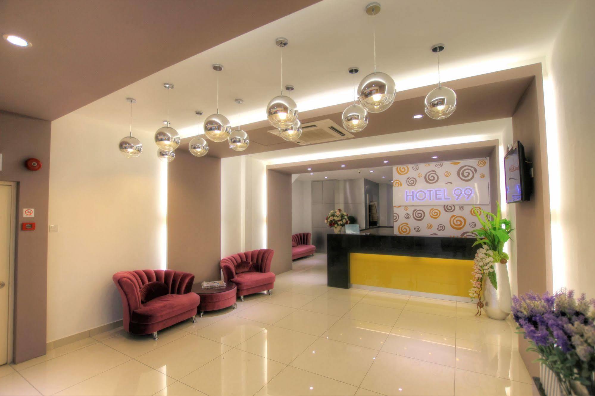 Hotel 99 Pusat Bandar Puchong Exterior foto